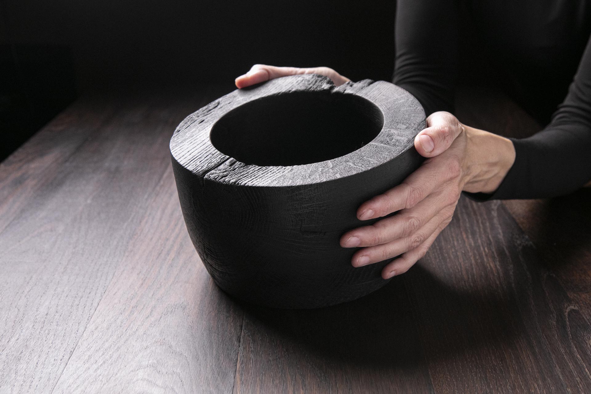 Raven Black Deep Bowl A08J25