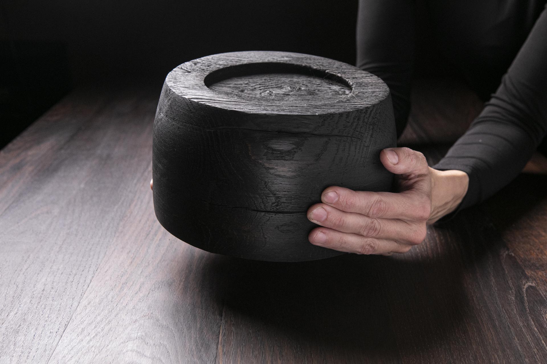 Raven Black Deep Bowl A08J26 - Image 5