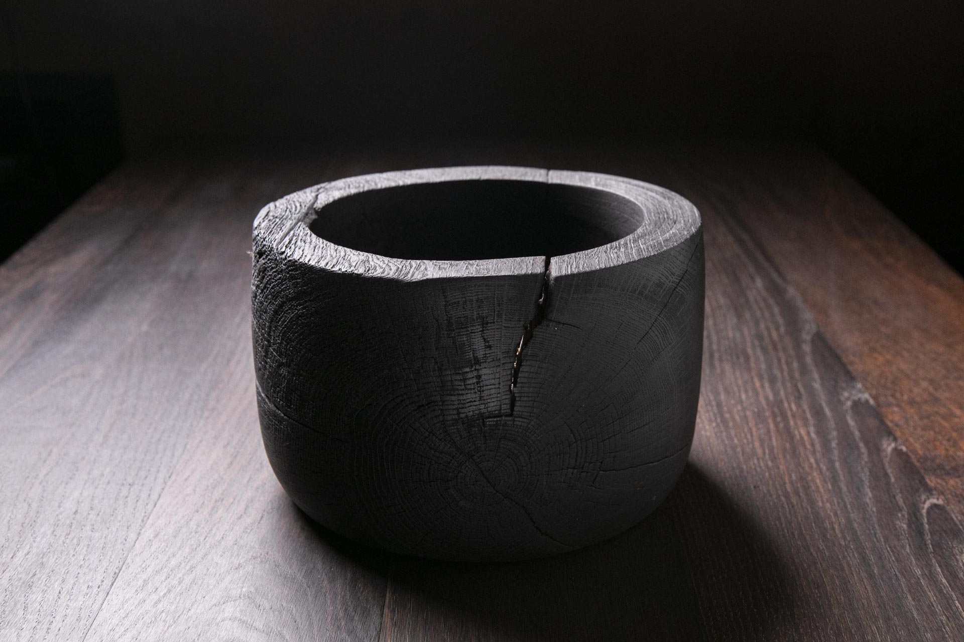 Raven Black Deep Bowl A08J26 - Image 3