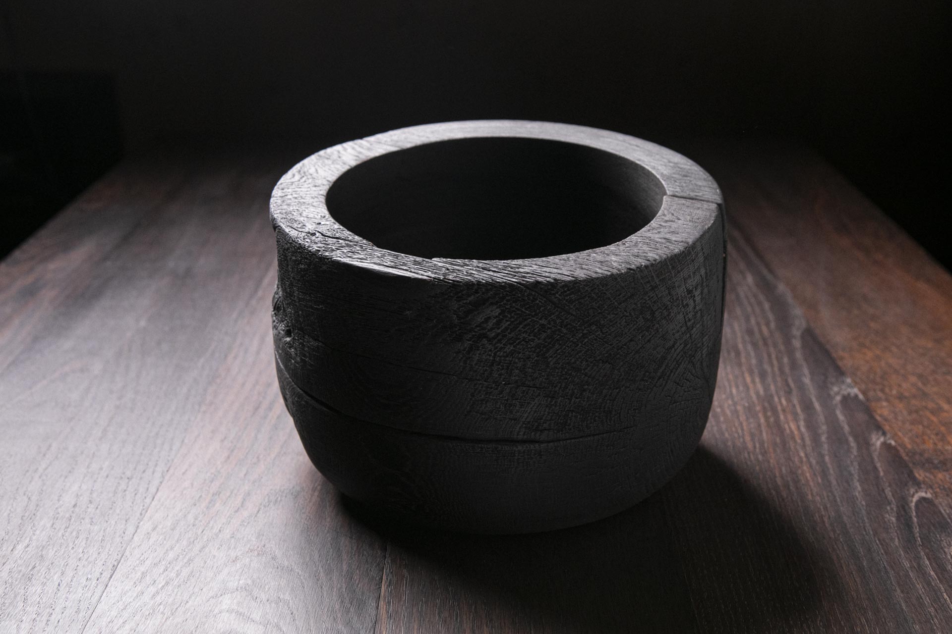 Raven Black Deep Bowl A08J26 - Image 4