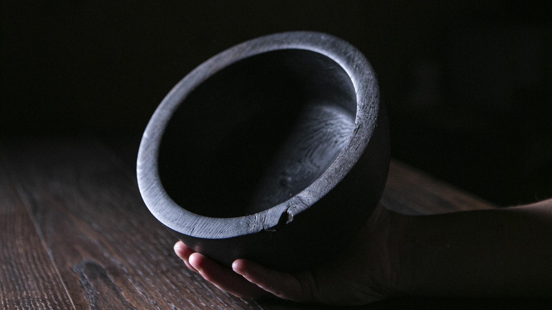 Raven Black Deep Bowl A08J24