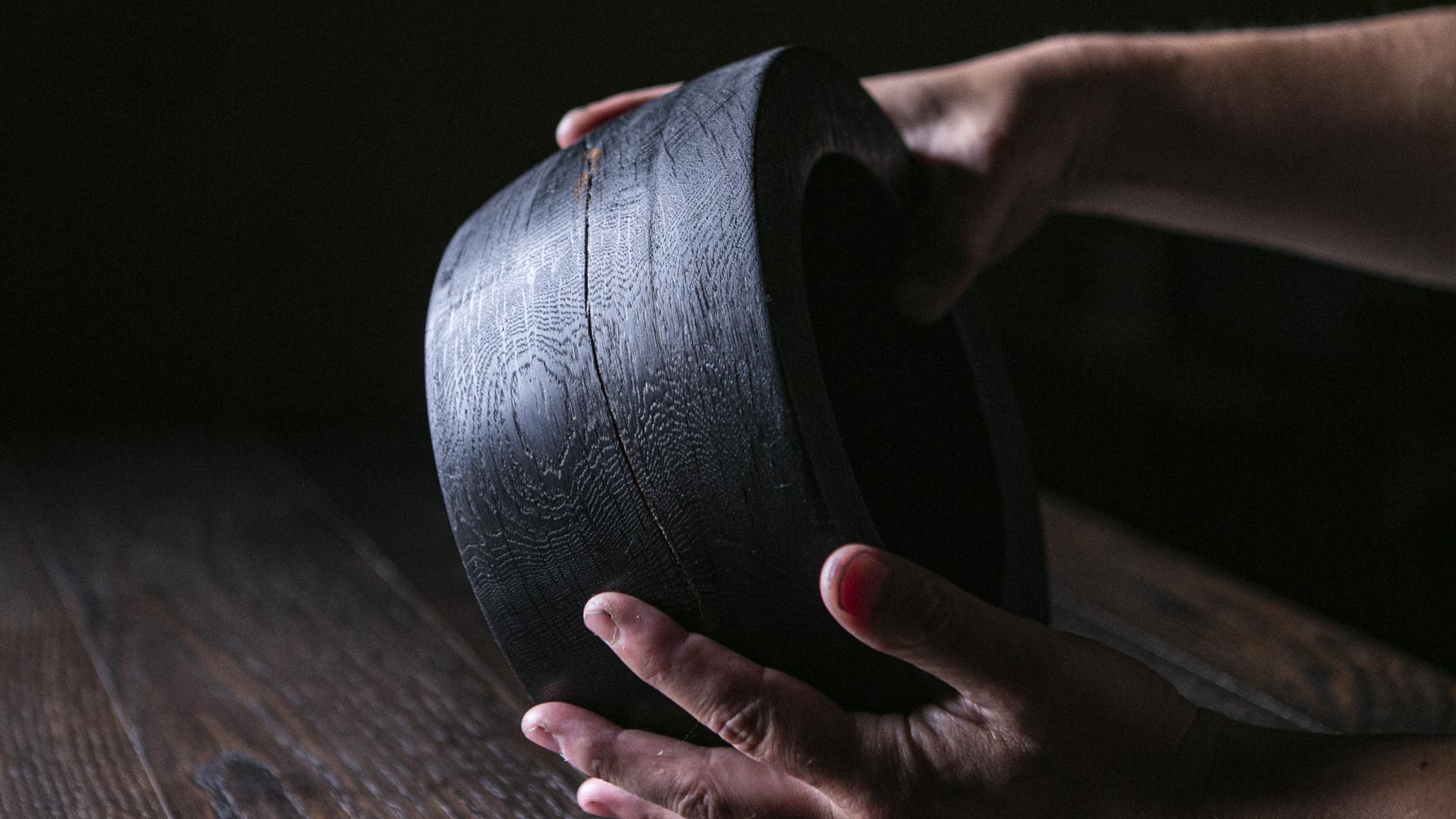 Raven Black Deep Bowl A08J22 - Image 5