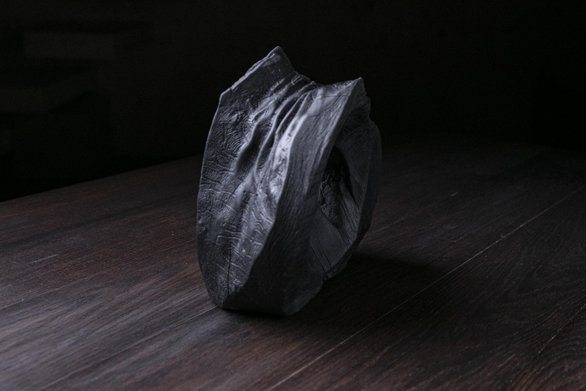 Raven Black Elephant Foot A10V58 - Image 2