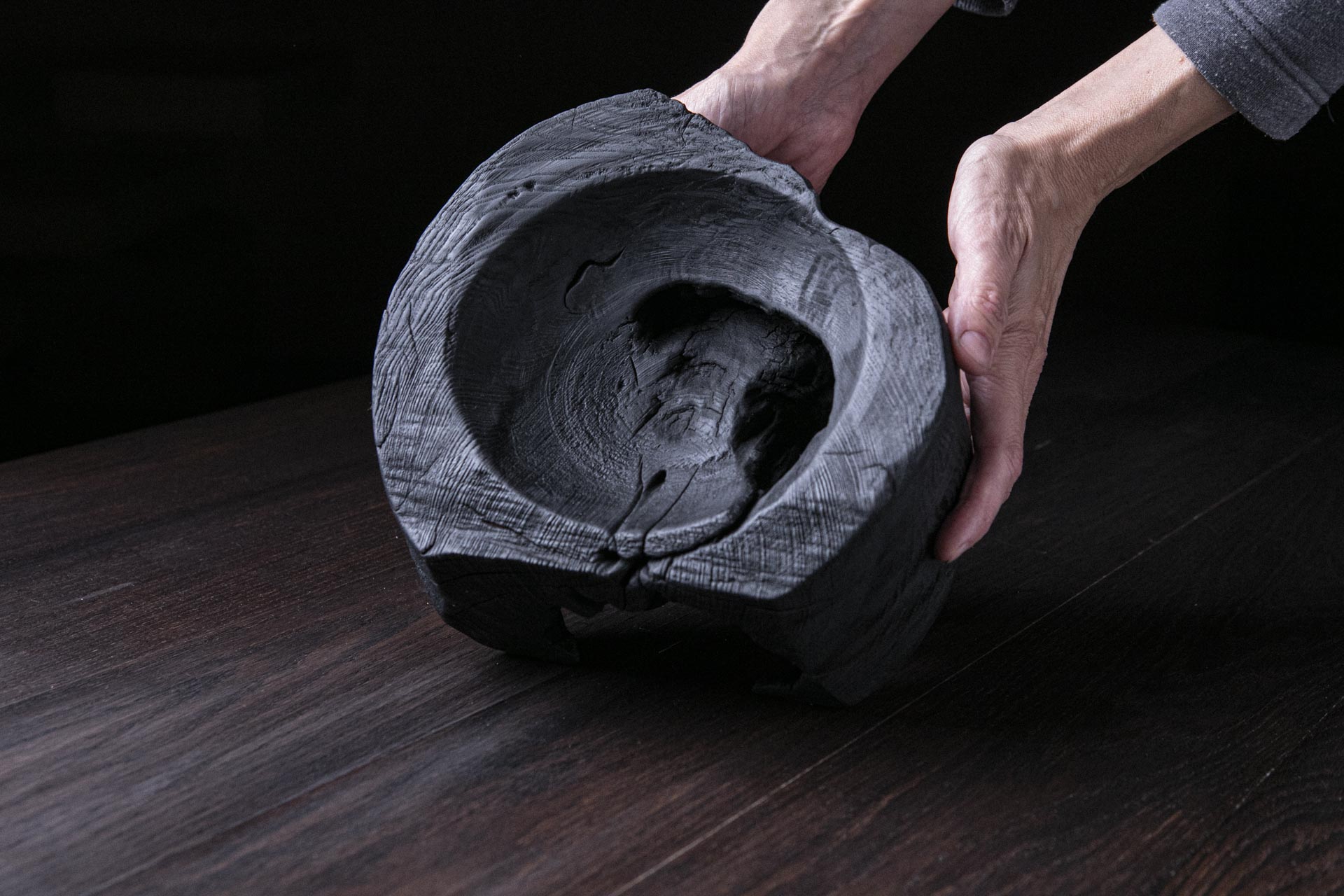 Raven Black Elephant Foot A10V58 - Image 4