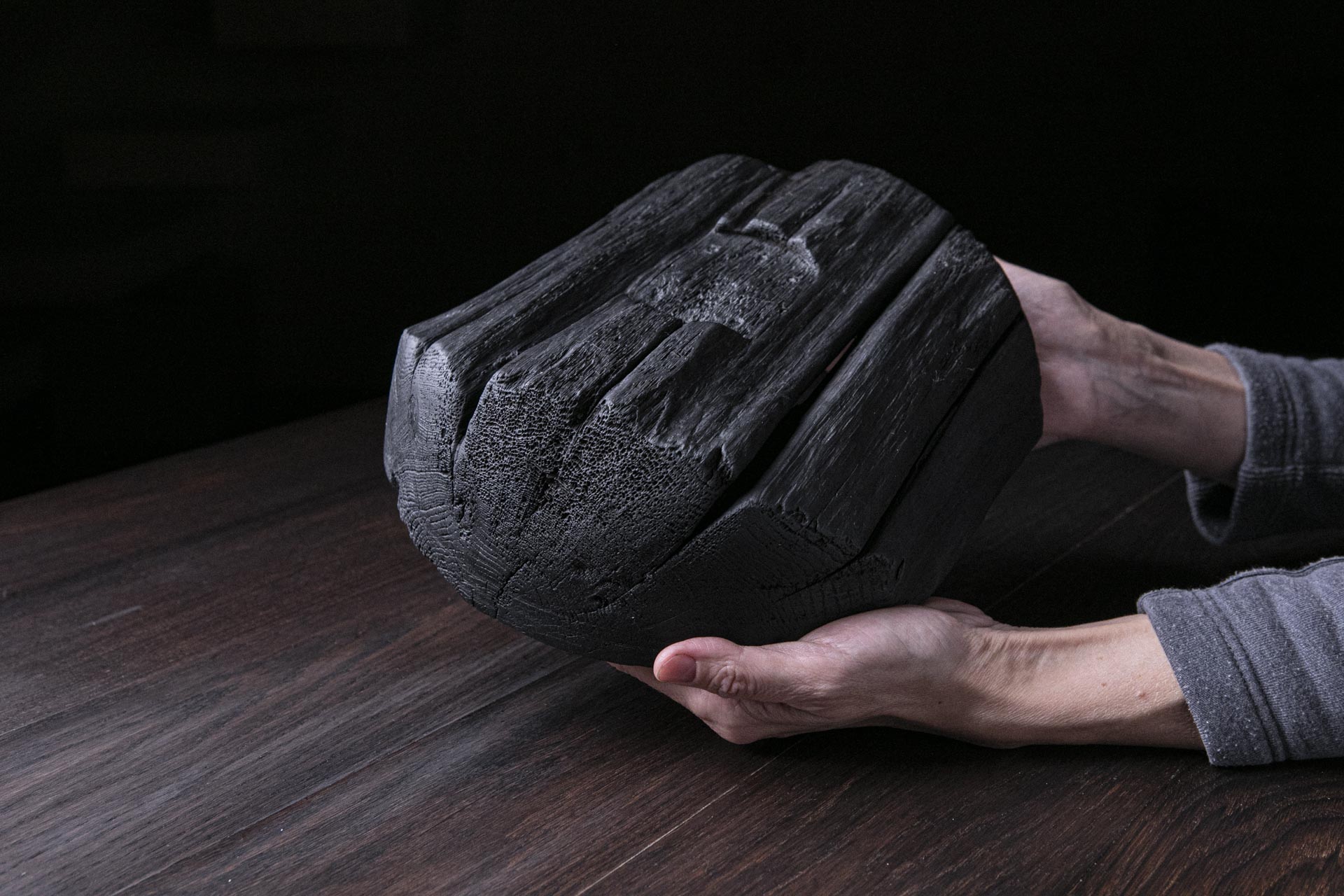 Raven Black Platter A10R56 - Image 3