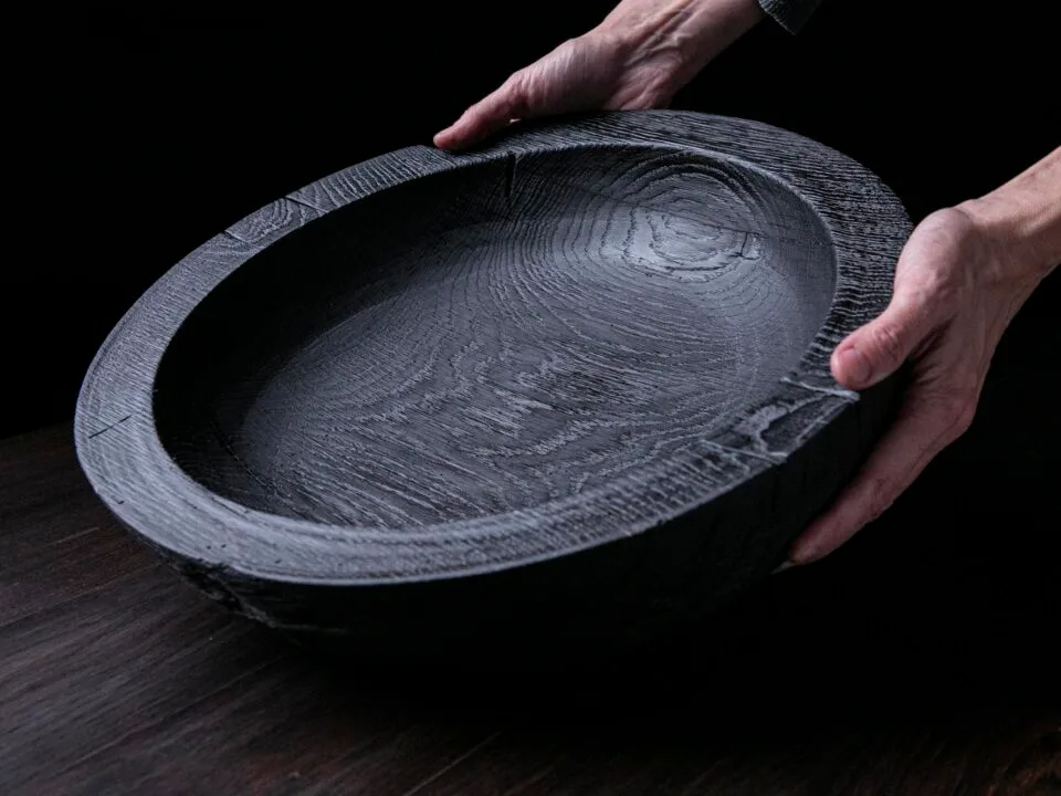 Raven Black Platter A10R53